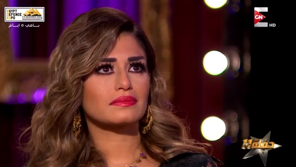 الفنانة منة فضالى