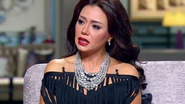 الفنانة رانيا يوسف