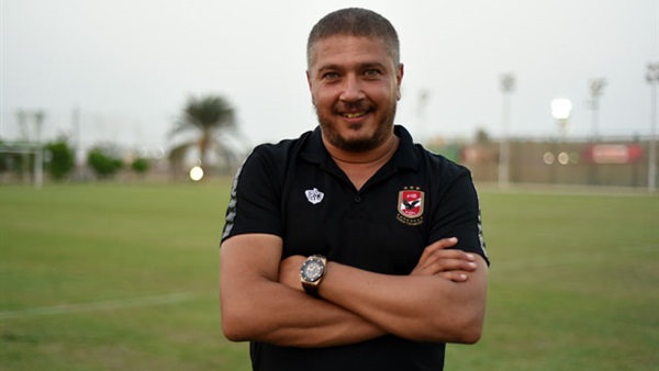 أحمد سراج مدرب أهلي