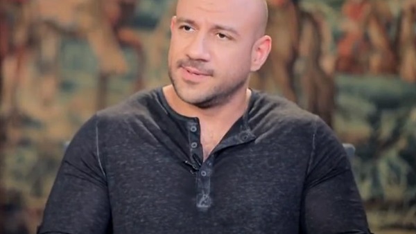 الفنان أحمد مكى