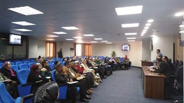برنامج إعداد قيادات