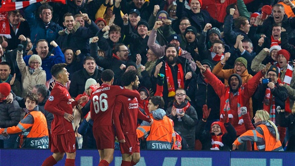 احتفال محمد صلاح