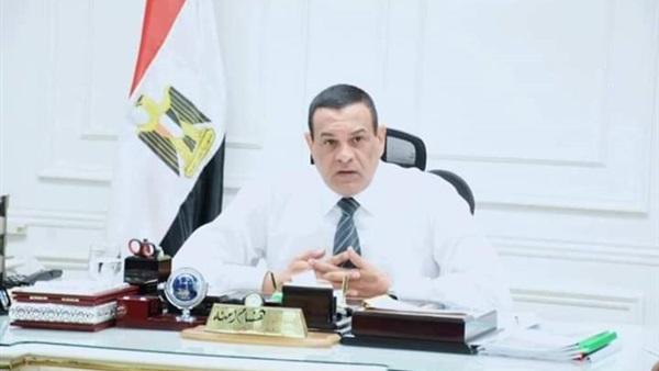 محافظ البحيرة