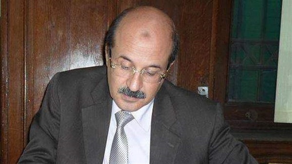 الدكتور يسري بيومي