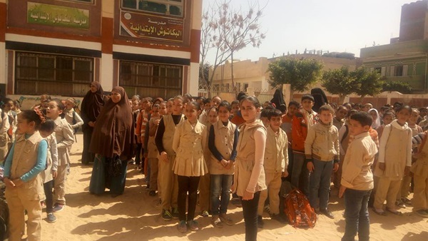مدرسة البكاتوش مصابون
