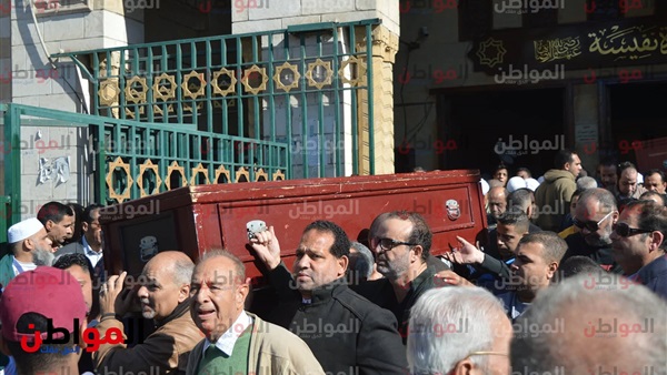 وصول جثمان الفنان