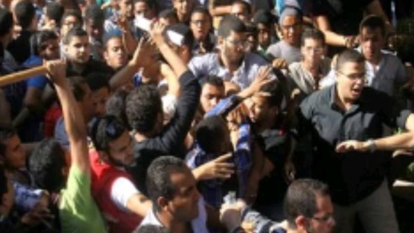 إصابة 4 أشخاص