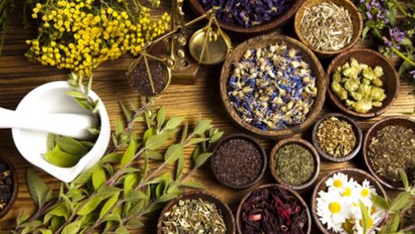 إيران ومعرض طب الأعشاب