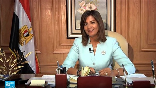 نبيلة مكرم
