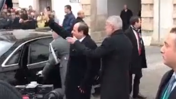 تواضع السيسى فى النمسا