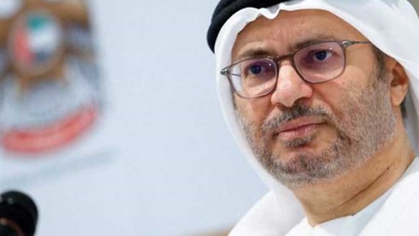 قرقاش ورفع الحصار