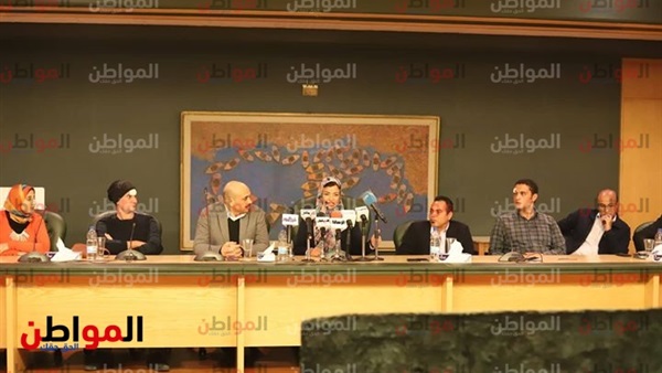 آيه دعبس الصحفيين