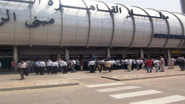 القبض على 42 هاربا