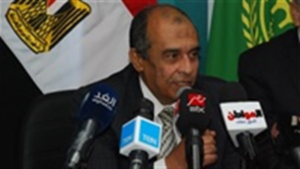 الدكتور عز الدين