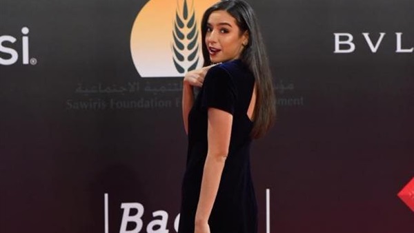 فستان سارة عبدالرحمن