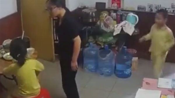 لقطة من الفيديو