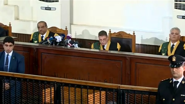 مبارك يطلب موافقة
