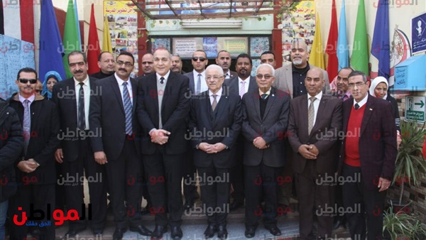 وزير التعليم في مدرسة