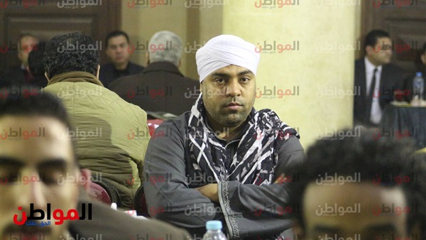 عزاء والدة عصام كاريكا