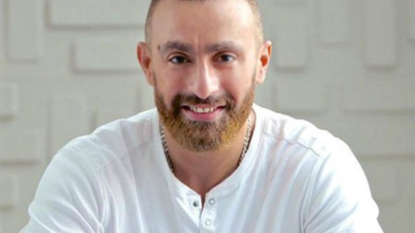 أحمد السقا يبدأ السنة