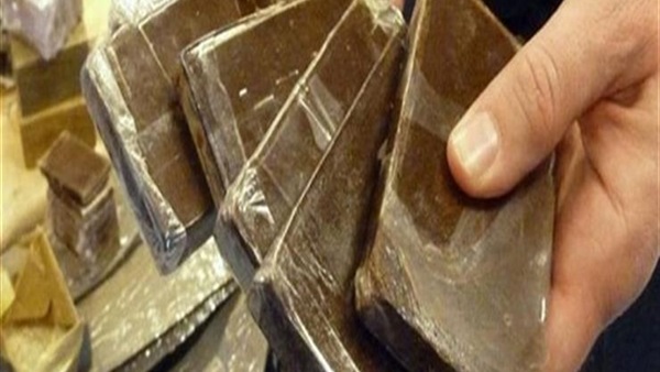 تفاصيل ضبط عاطل يتاجر