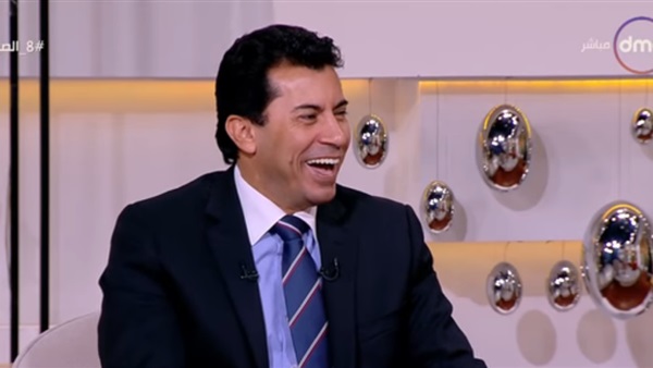 وزير الشباب والرياضة
