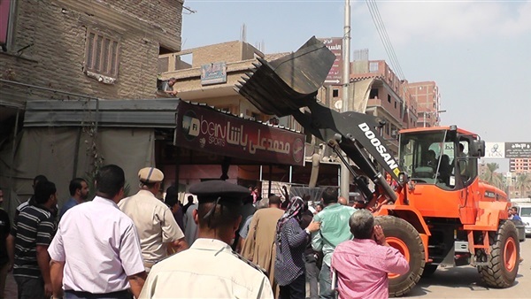 ضبط 52 بائع متجول