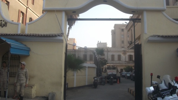 السحر والجمال بالعاشر