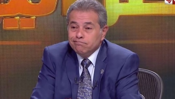 توفيق عكاشة يفتح