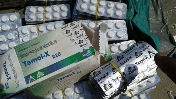 عاطل حاول تصدير ترامادول