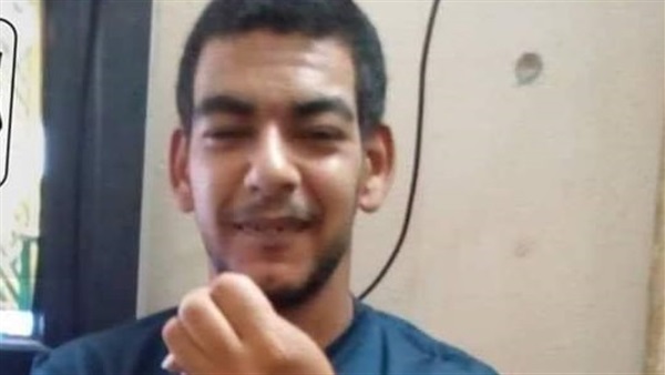 الشاب مصطفي السيد