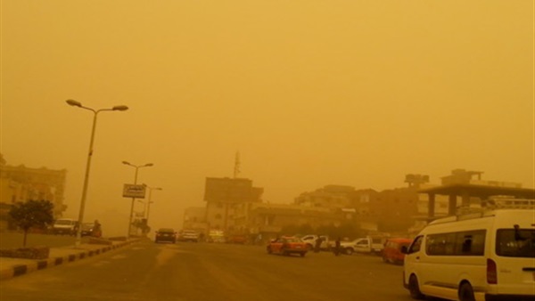 عواصف ترابية باردة