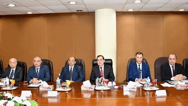 وزير البترول