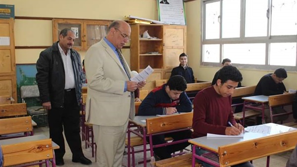 امتحانات النقل بالمدارس