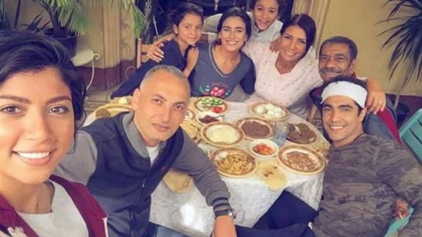 كواليس أبو العروسة
