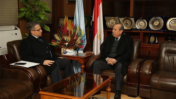 الدكتور إسماعيل