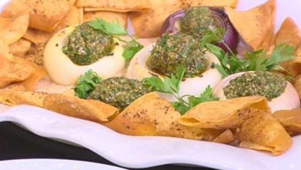 طريقة عمل سلطة البصل