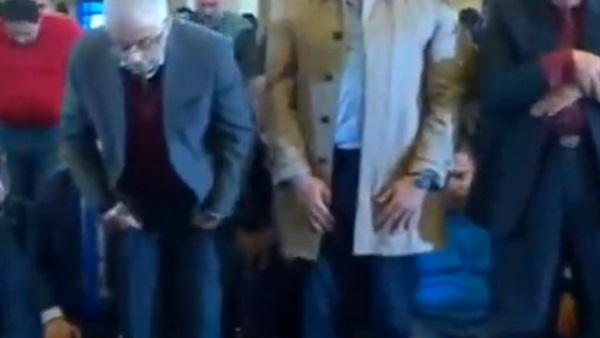 شوقى وعبدالغفار بمسجد