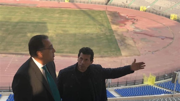 رئيس الوزراء يتفقد