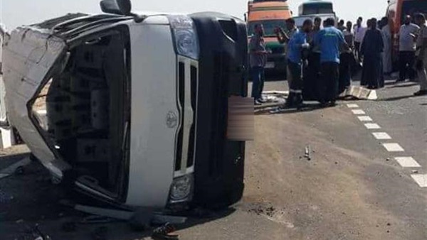حادث انقلاب ميكروباص