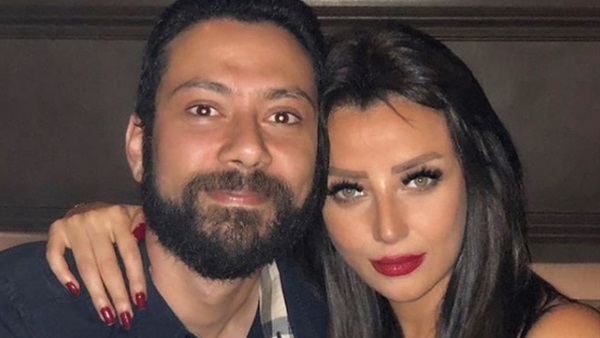 رضوى الشربيني وشقيقها