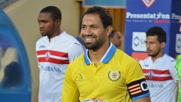 رضا عبدالعال يطالب