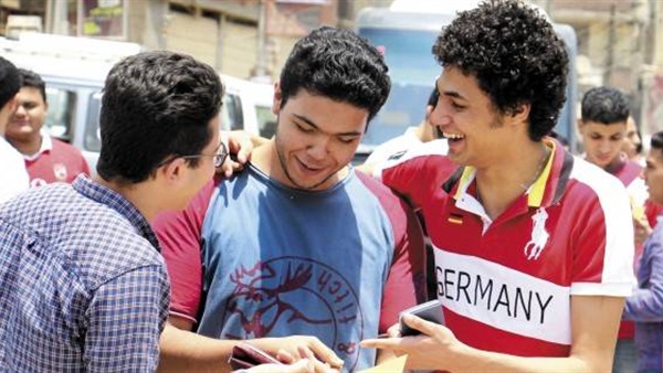 طلبة ثانوية عامة