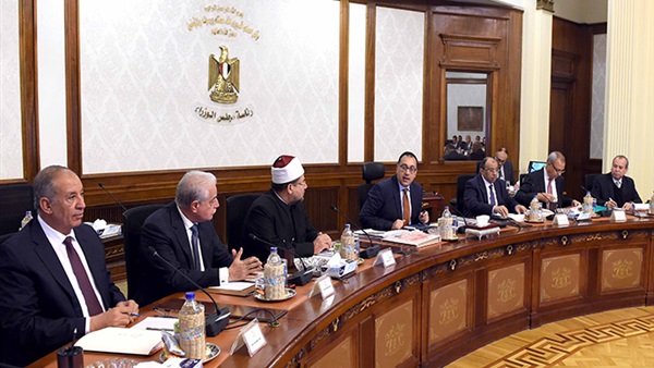 مجلس الوزراء والحكومة