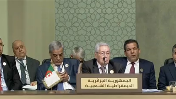 ميشال عون واللاجئين