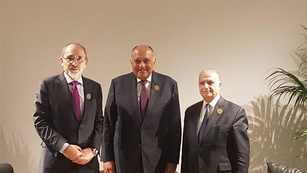 الاجتماع الثلاثي