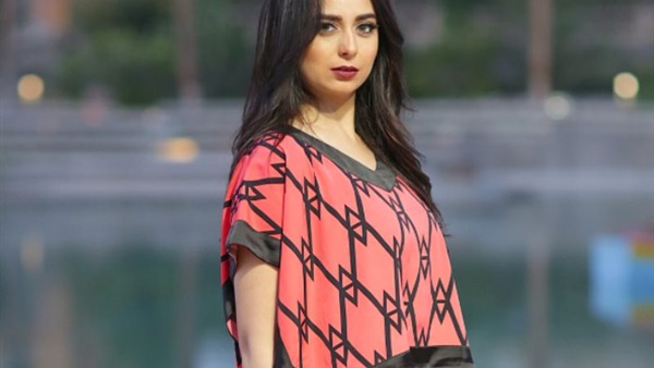 هبة مجدي