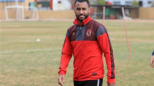 حسام عاشور