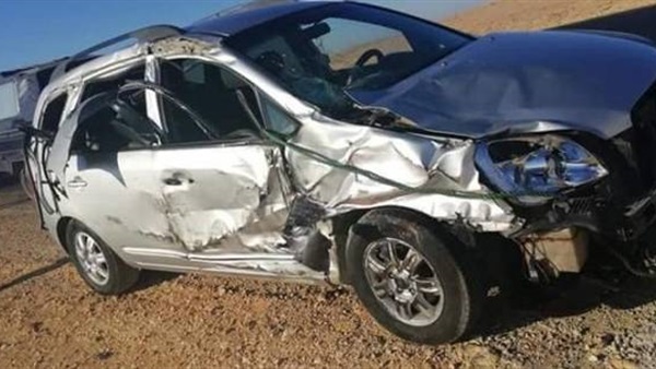 تصادم سيارة ببني