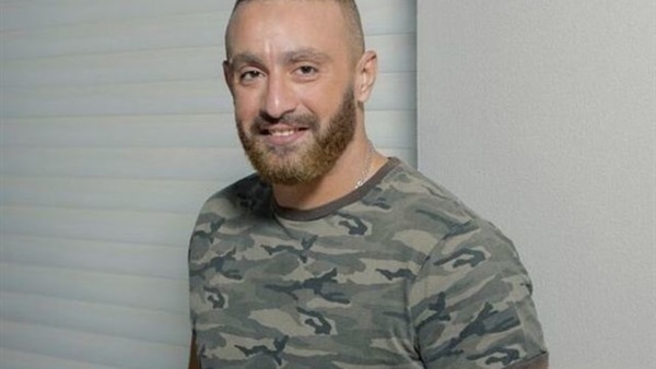 أحمد السقا والكلب